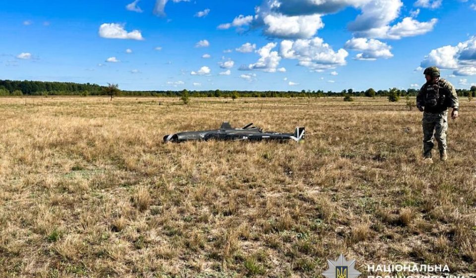 На Рівненщині вибухотехніки ліквідували два ворожі безпілотники з бойовими зарядами