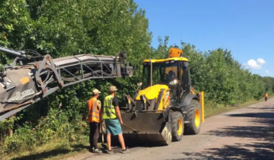 У Корецькій громаді відновили три обласні дороги