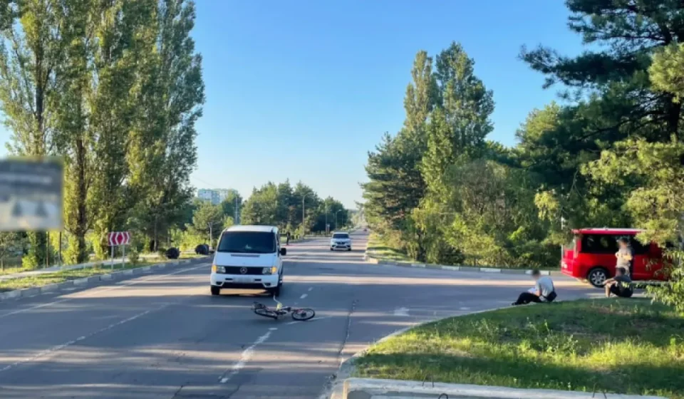 У Вараші розпочинають суд над водієм мінівена через ДТП з велосипедистом