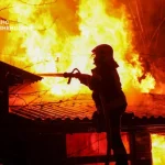 У селі Пустомити на Рівненщині загорілася господарська будівля