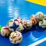 Випускники з Німеччини подарували Корецькій ДЮСШ футбольні м’ячі