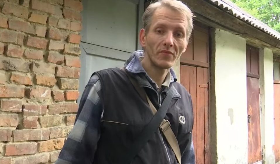 У Рівному переселенець з Донеччини кілька місяців мешкає в хліві