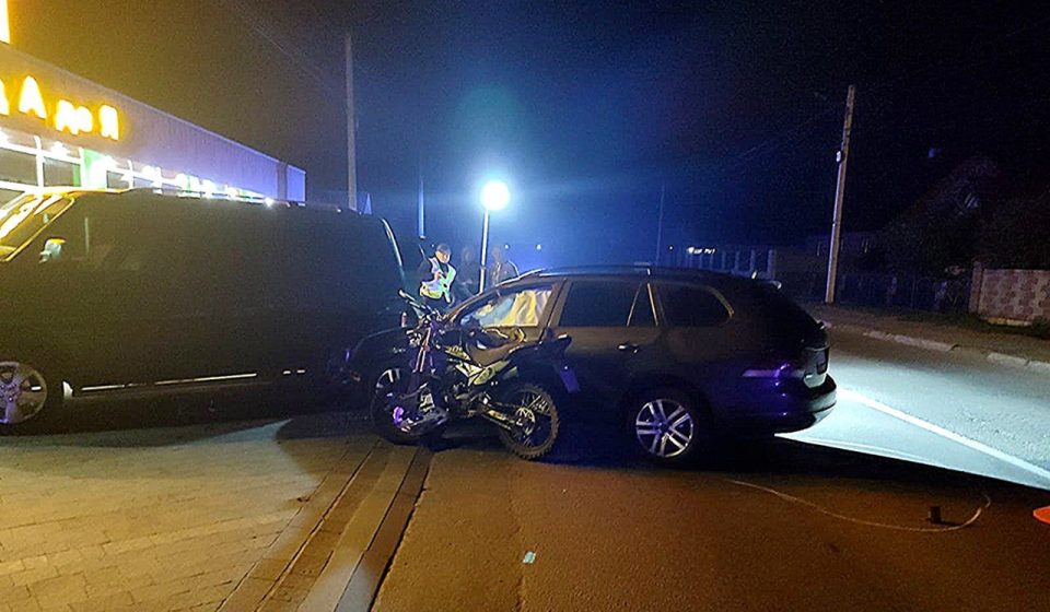 У масштабній аварії на півночі Рівненщини травмувалися двоє підлітків