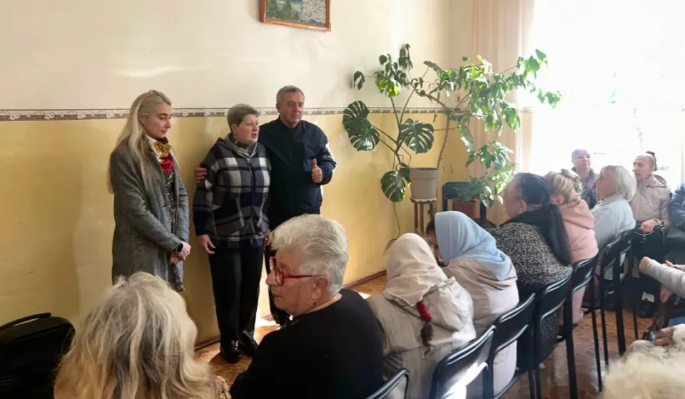 В Дубні вшанували підопічних терцентру з нагоди Дня людей похилого віку