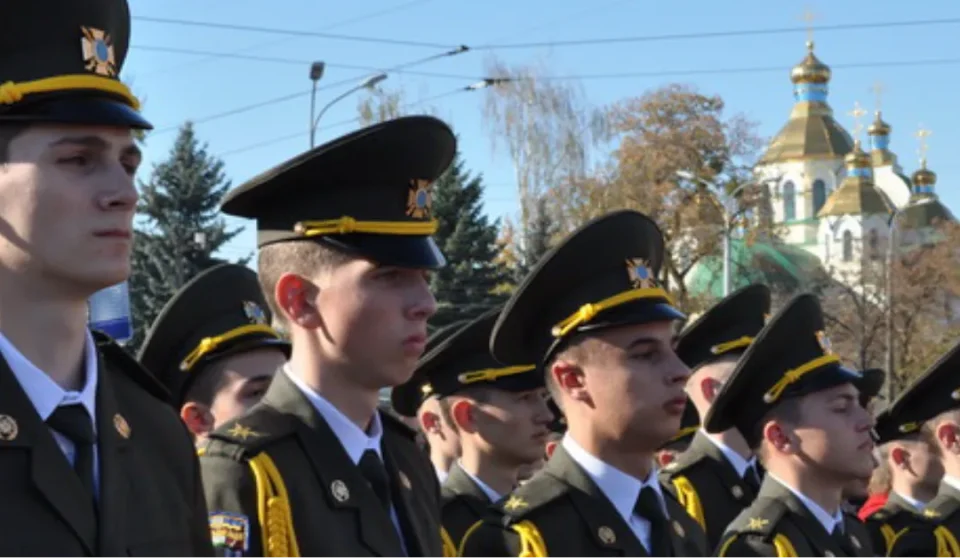 В Острозькому військовому ліцеї оголошено конкурс на посади командира взводу та офіцера-вихователя